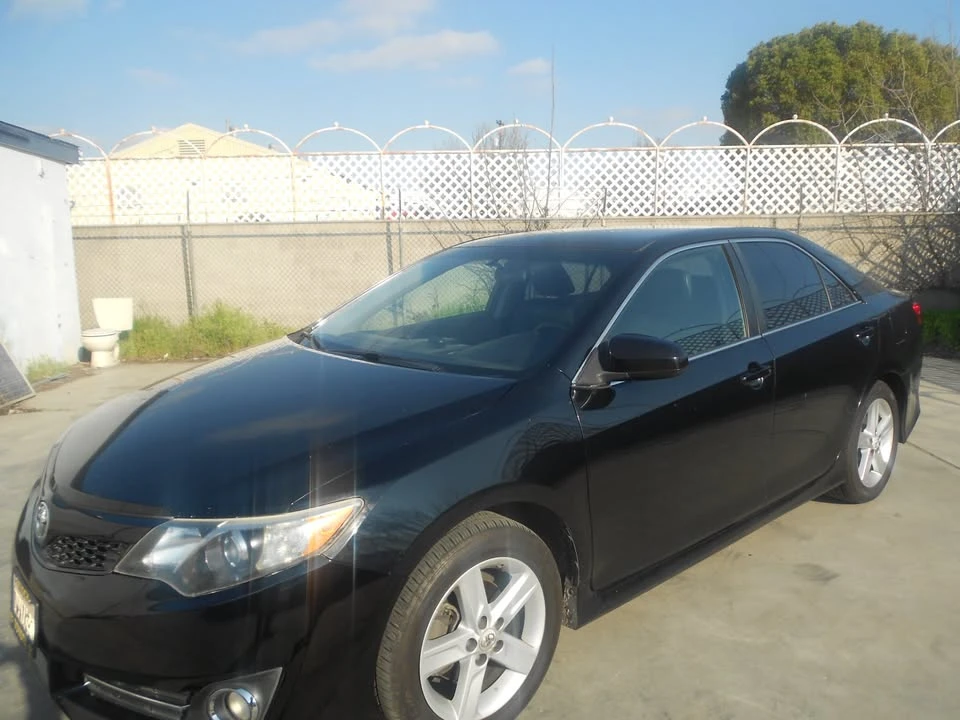 2012 Toyota Camry 7th Gen - Image 2 of 16