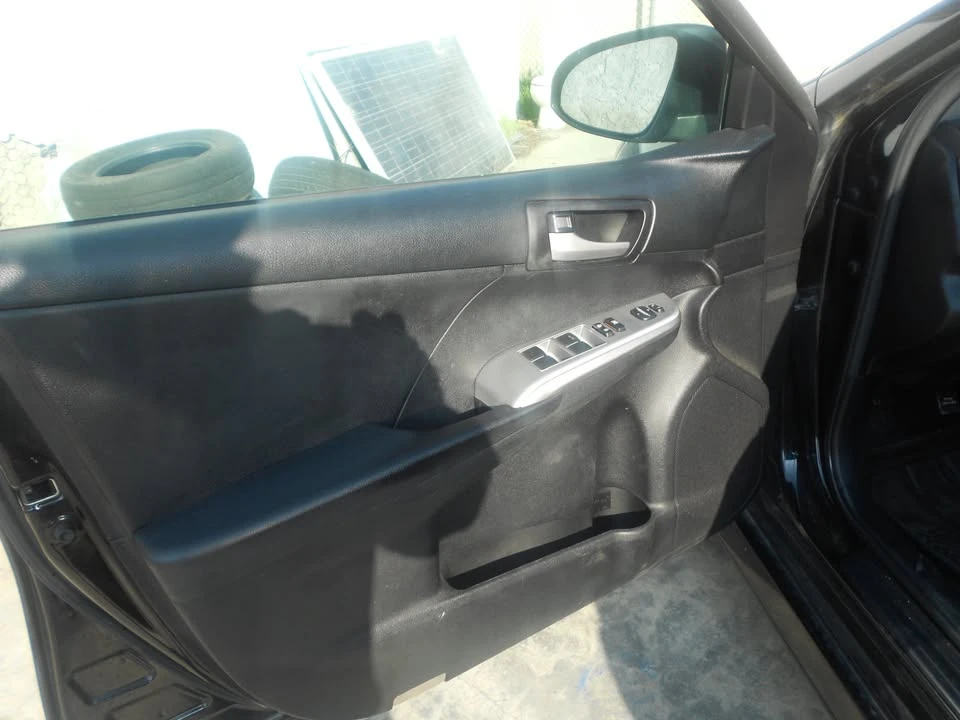 2012 Toyota Camry 7th Gen - Image 9 of 16