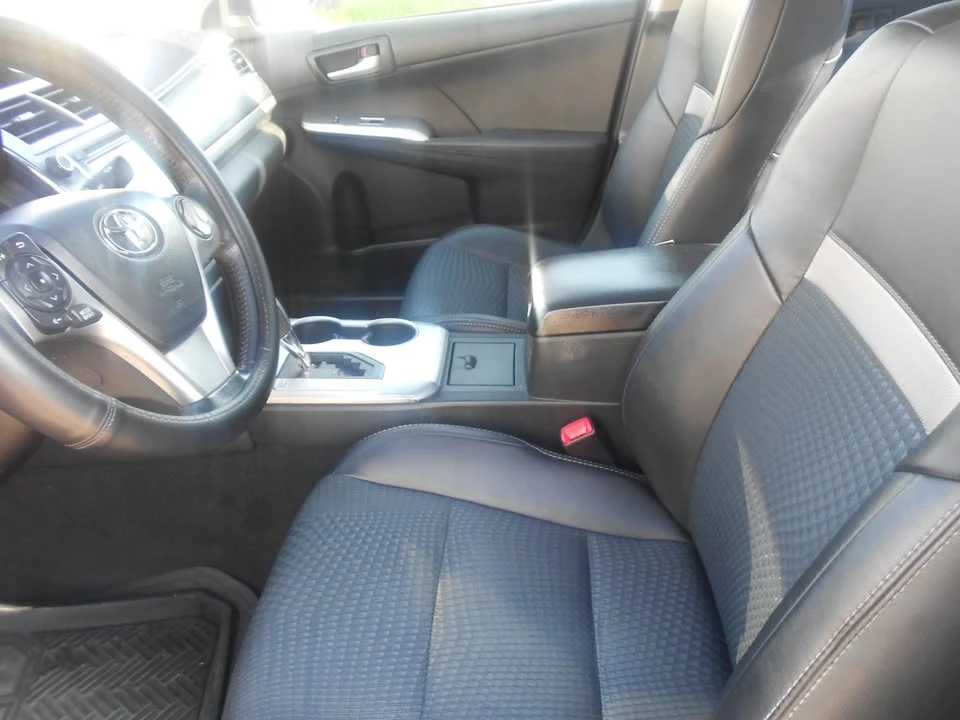2012 Toyota Camry 7th Gen - Image 10 of 16