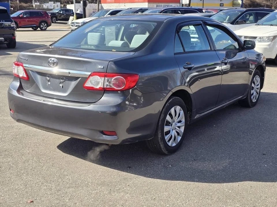 2012 Toyota Corolla 10th Gen - Image 5 of 9
