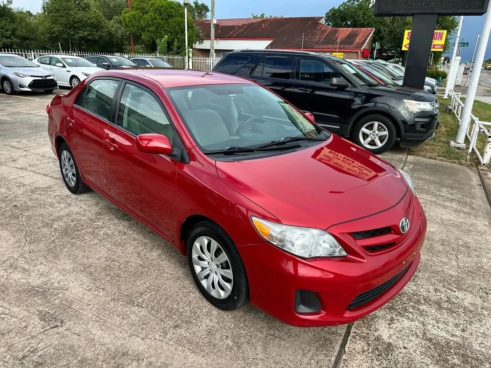 2012 Toyota Corolla 10th Gen - Image 2 of 20