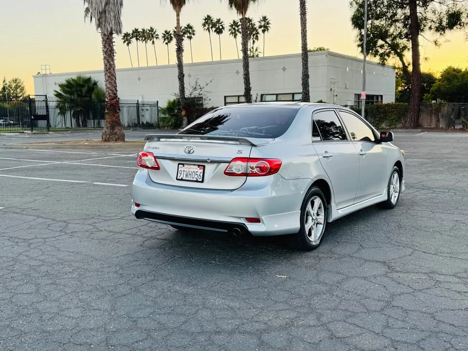 2012 Toyota Corolla 10th Gen - Image 5 of 10