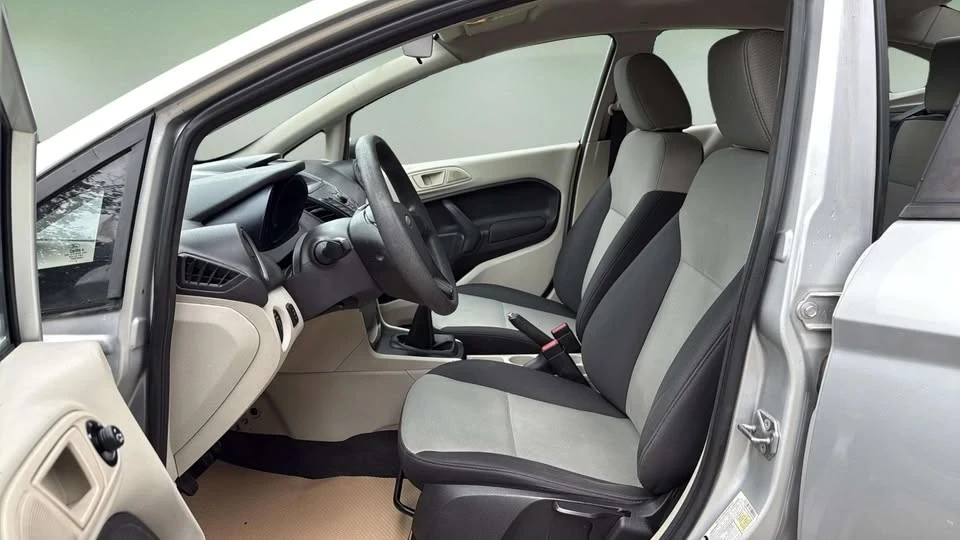 2012 Toyota Corolla 10th Gen - Image 10 of 18