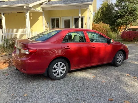 2012 Toyota Corolla 10th Gen - Image 3 of 4