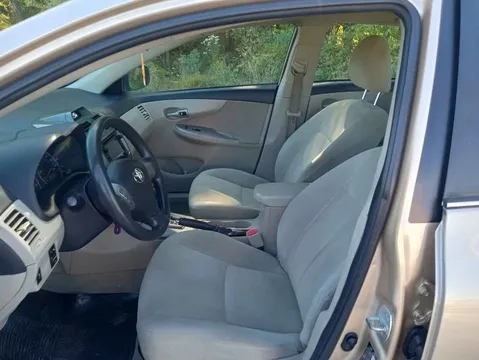2012 Toyota Corolla 10th Gen - Image 3 of 5