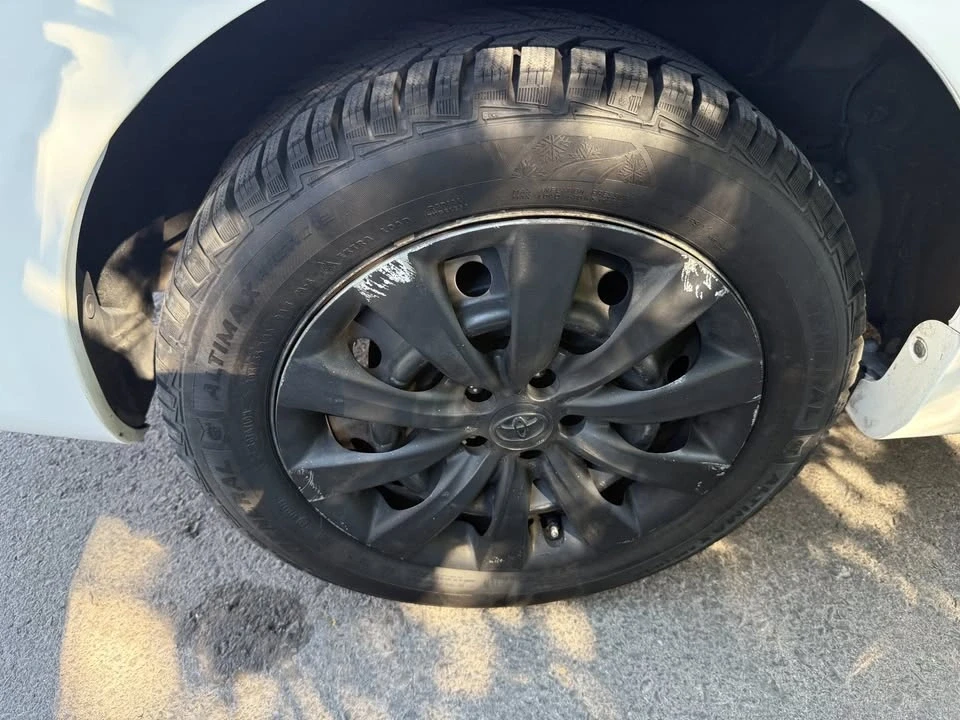 2012 Toyota Corolla 10th Gen - Image 11 of 15