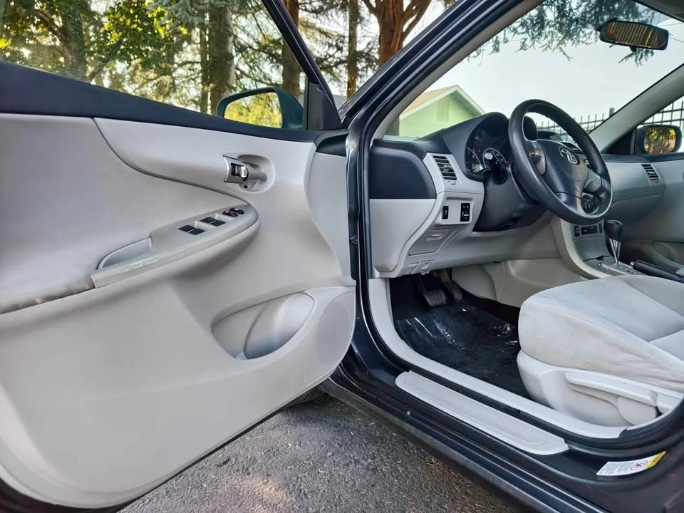 2012 Toyota Corolla 10th Gen - Image 7 of 15