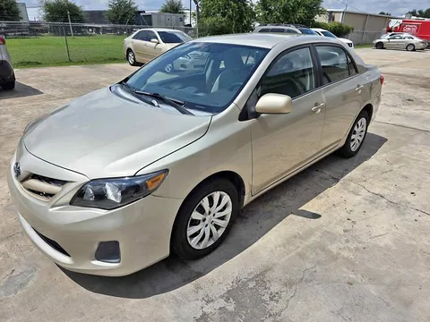 2012 Toyota Corolla LE Sedan
