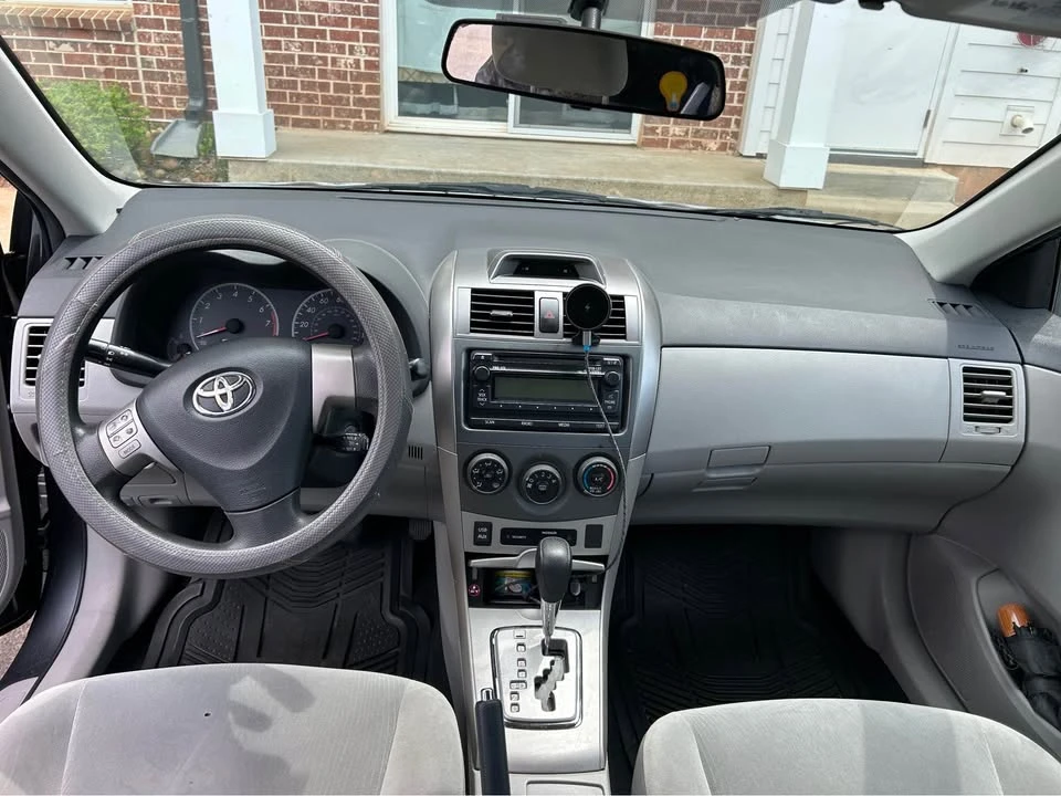 2012 Toyota Corolla 10th Gen - Image 5 of 7
