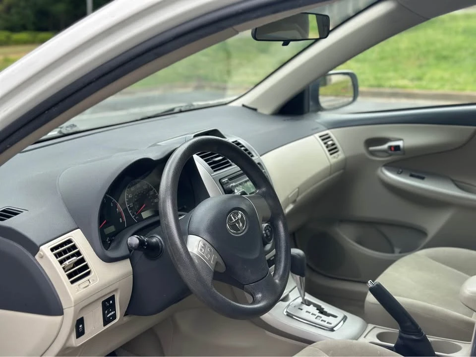 2012 Toyota Corolla 10th Gen - Image 11 of 20