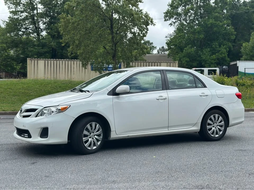 2012 Toyota Corolla 10th Gen - Image 9 of 20