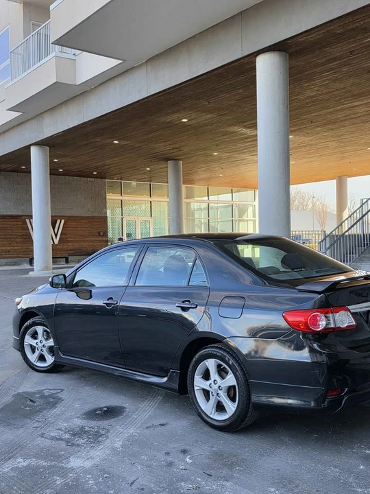 2012 Toyota Corolla 10th Gen - Image 5 of 15