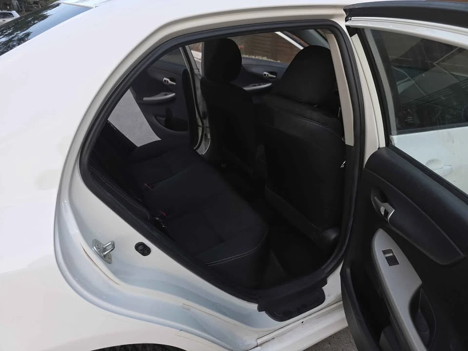 2012 Toyota Corolla 10th Gen - Image 12 of 16