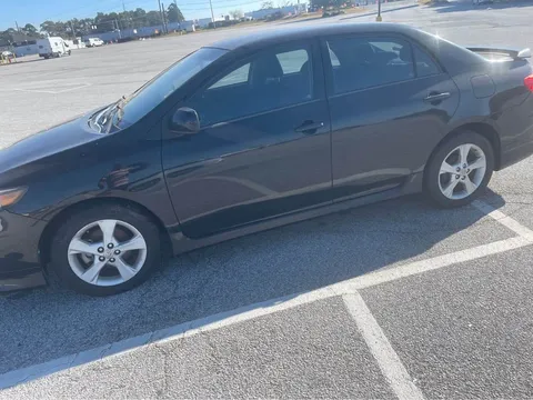 2012 Toyota Corolla 10th Gen - Image 2 of 13