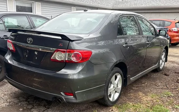 2012 Toyota Corolla 10th Gen - Image 4 of 5