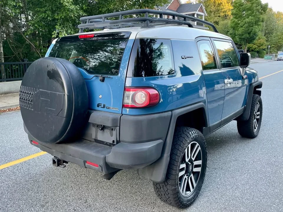 2012 Toyota FJ Cruiser - Image 5 of 19
