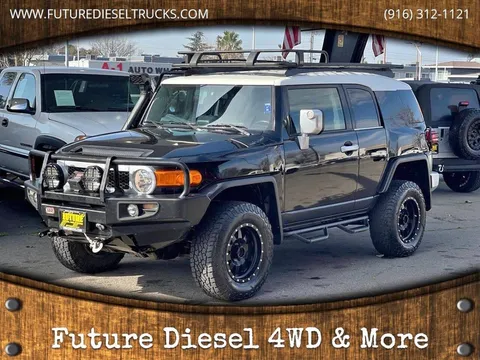 2012 Toyota FJ Cruiser Base