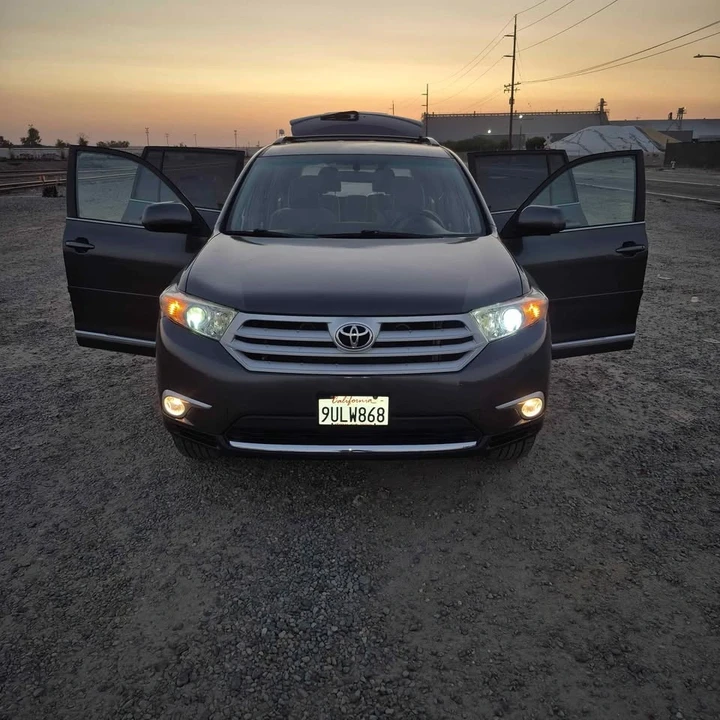 2012 Toyota Highlander - Image 14 of 20
