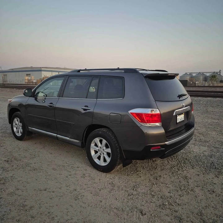 2012 Toyota Highlander - Image 6 of 20