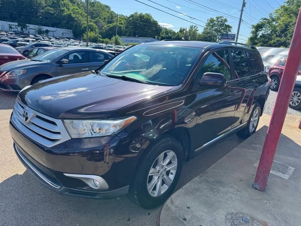 2012 Toyota Highlander - Image 2 of 20