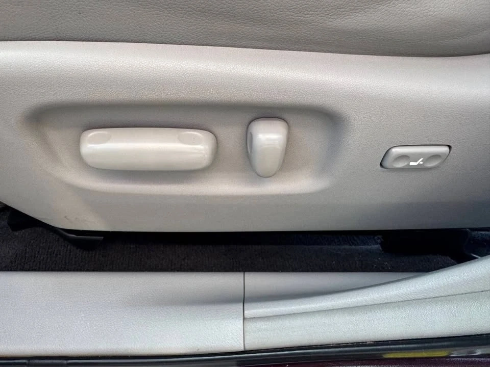 2012 Toyota Highlander - Image 7 of 18