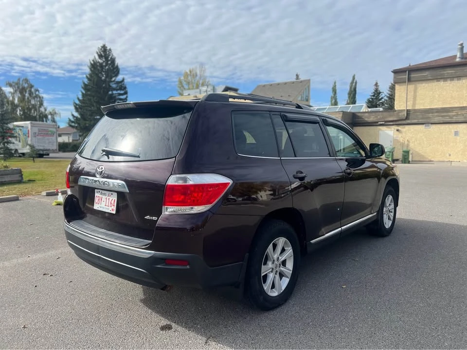 2012 Toyota Highlander - Image 6 of 20