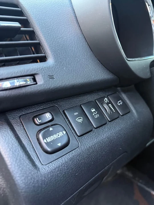 2012 Toyota Highlander - Image 13 of 13