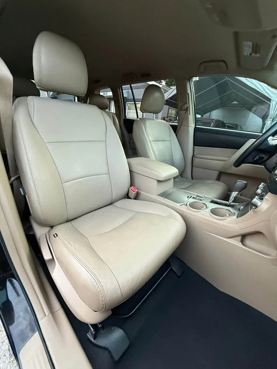 2012 Toyota Highlander - Image 16 of 20