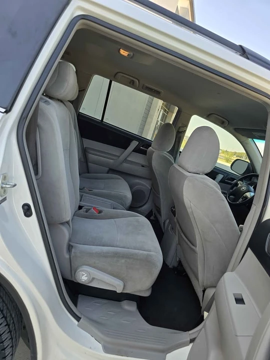 2012 Toyota Highlander - Image 7 of 11