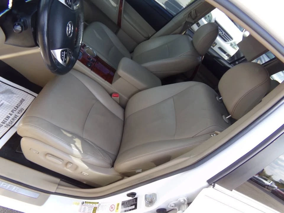 2012 Toyota Highlander - Image 11 of 20