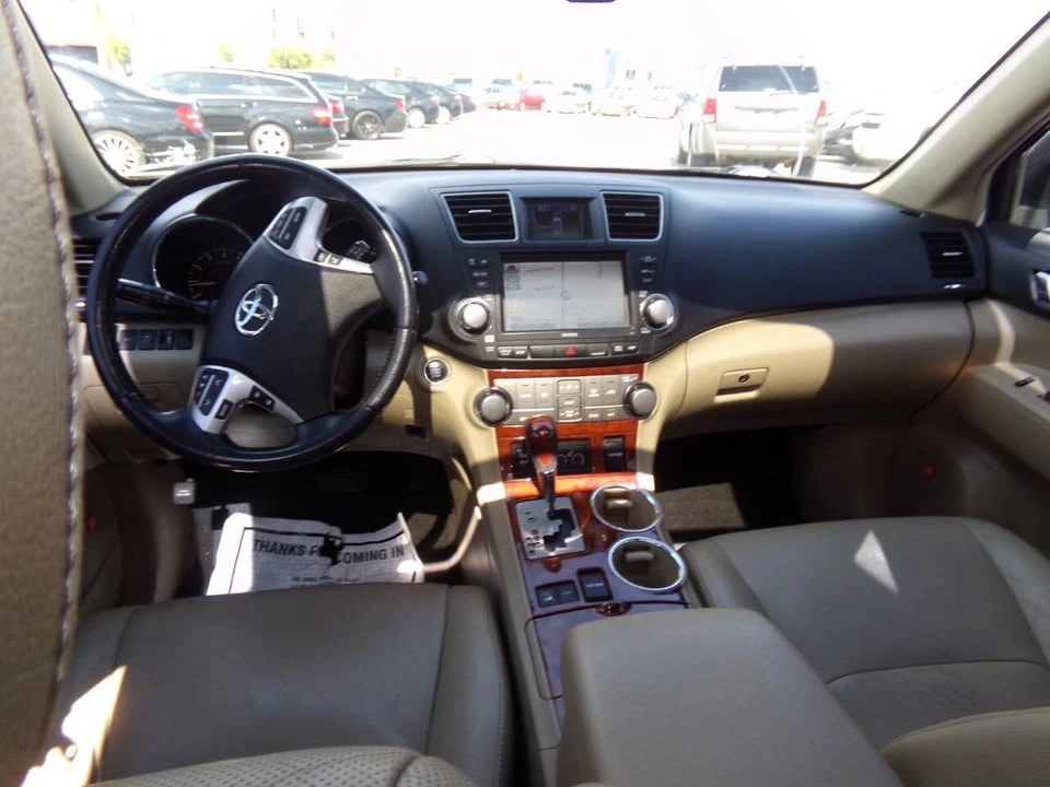 2012 Toyota Highlander - Image 19 of 20