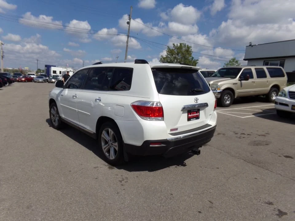 2012 Toyota Highlander - Image 8 of 20
