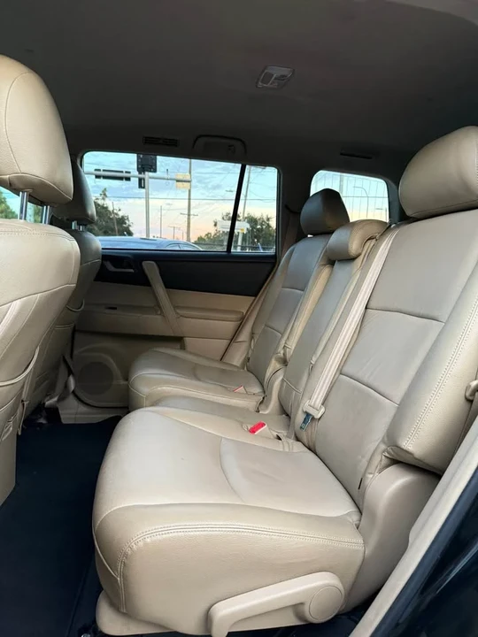 2012 Toyota Highlander - Image 15 of 20