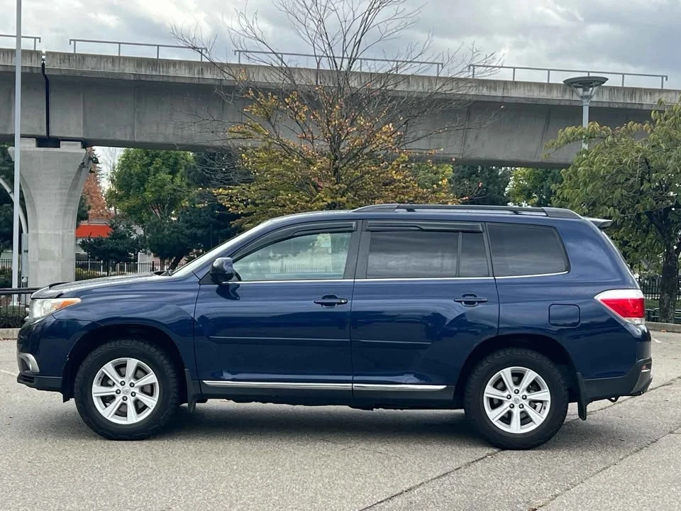2012 Toyota Highlander - Image 7 of 20