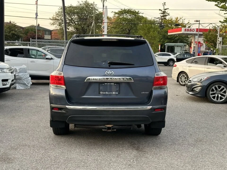 2012 Toyota Highlander - Image 5 of 9