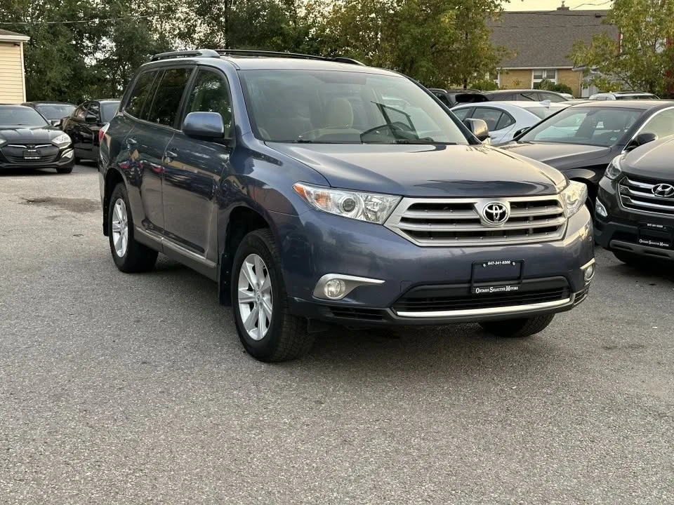 2012 Toyota Highlander - Image 3 of 9
