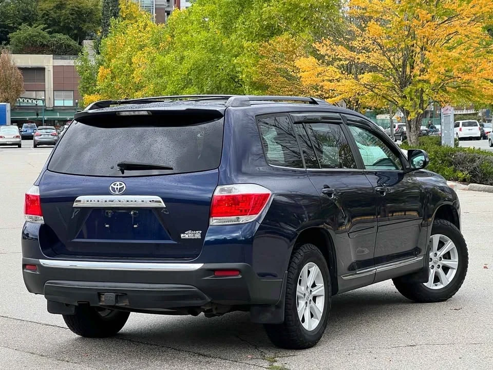 2012 Toyota Highlander - Image 3 of 20