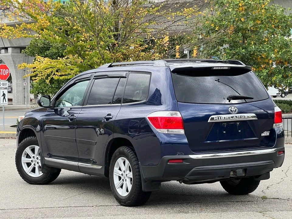 2012 Toyota Highlander - Image 5 of 20