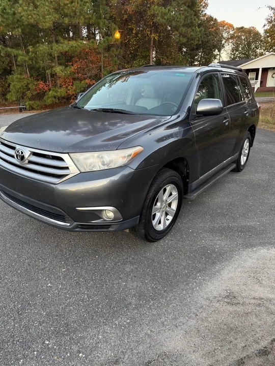 2012 Toyota Highlander - Image 12 of 12