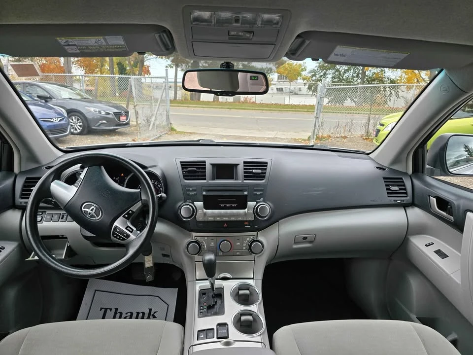 2012 Toyota Highlander - Image 16 of 20