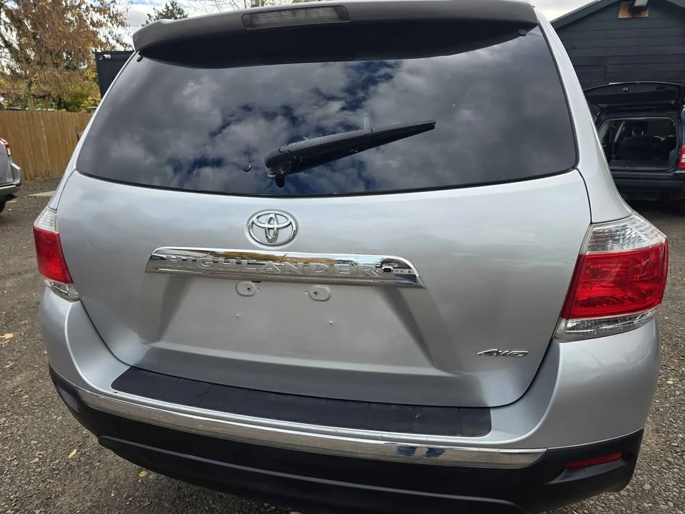 2012 Toyota Highlander - Image 6 of 20
