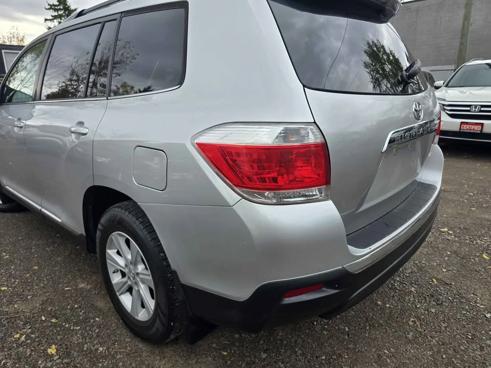 2012 Toyota Highlander - Image 5 of 20
