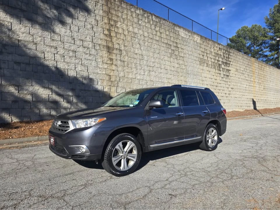 2012 Toyota Highlander - Image 2 of 18