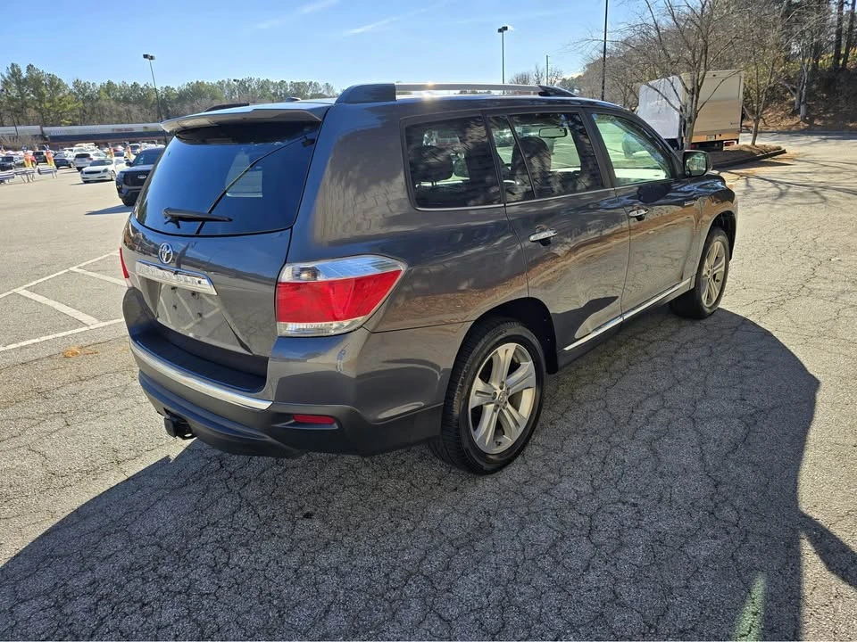 2012 Toyota Highlander - Image 7 of 18