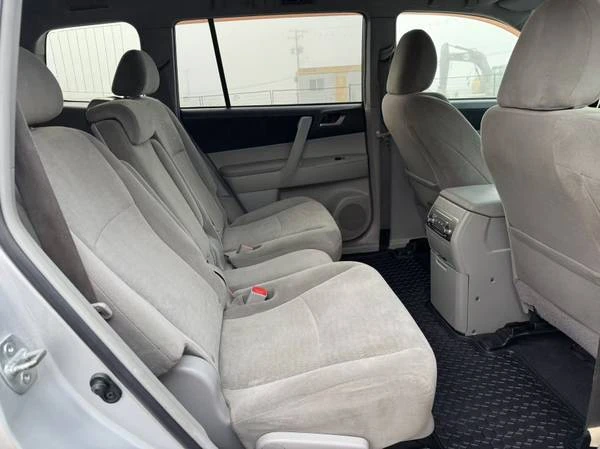 2012 Toyota Highlander - Image 7 of 11