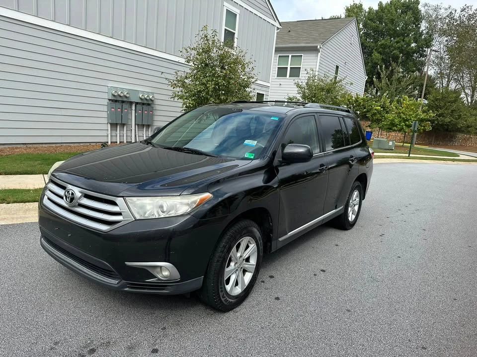 2012 Toyota Highlander - Image 2 of 13