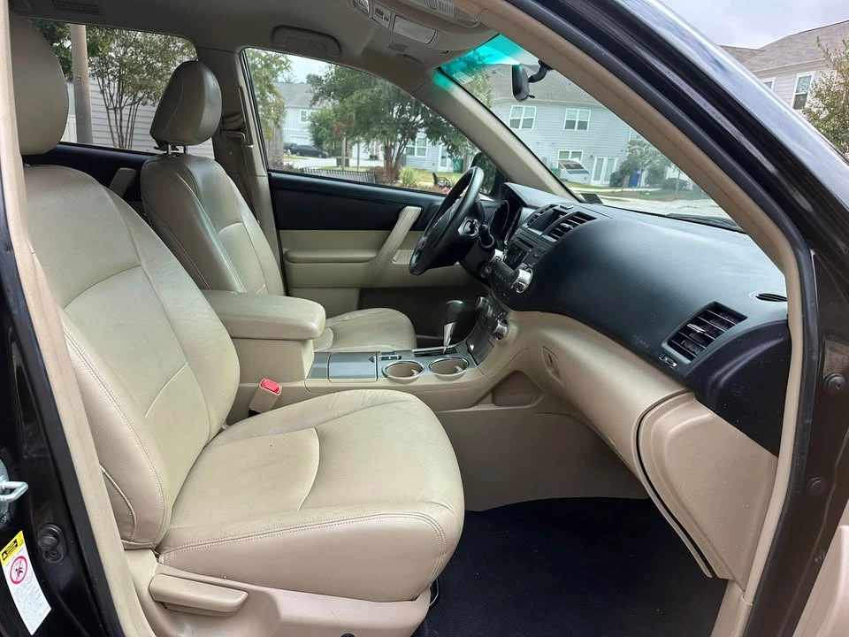 2012 Toyota Highlander - Image 6 of 13