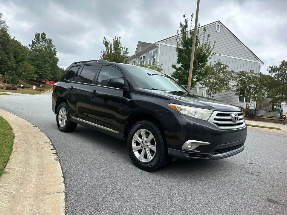 2012 Toyota Highlander - Image 3 of 13