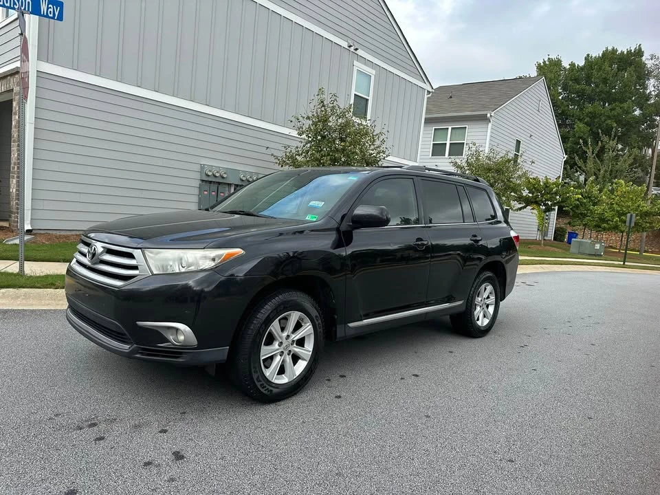 2012 Toyota Highlander - Image 8 of 13