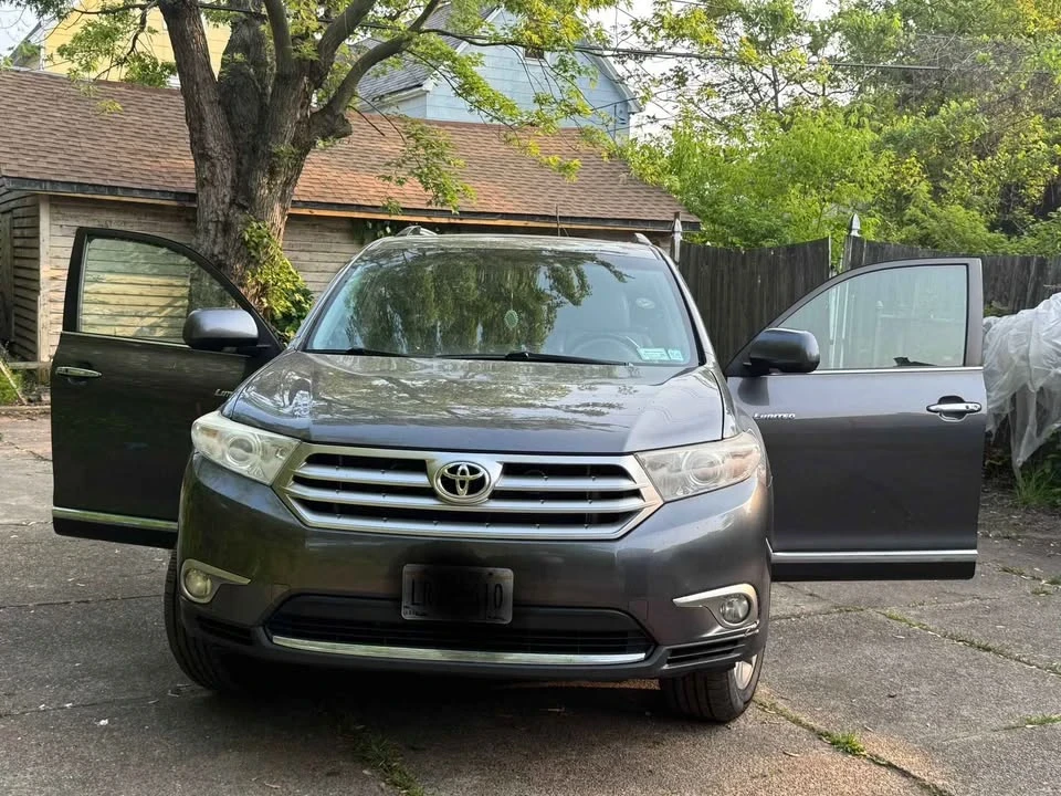 2012 Toyota Highlander - Image 3 of 6